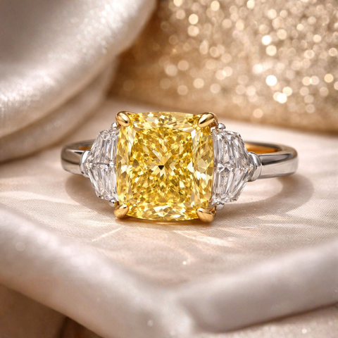 Soleil Radiant Trilogy Ring